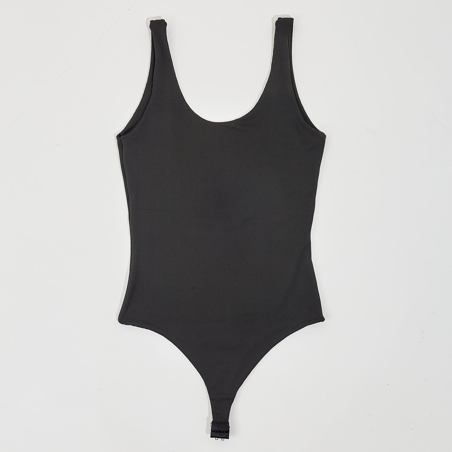 BODY BASICO ESPALDA AFUERA