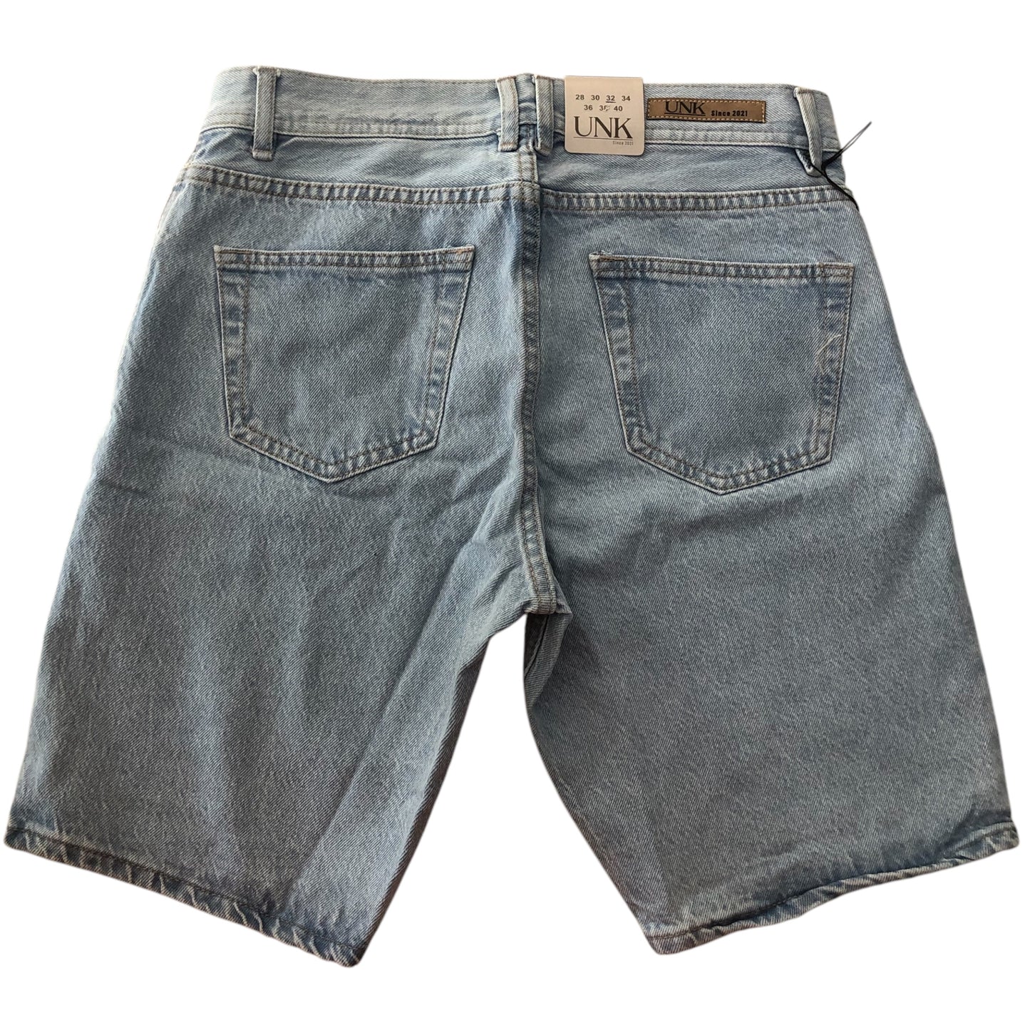 BERMUDA LISA UNK  7227 0012 0226 0228