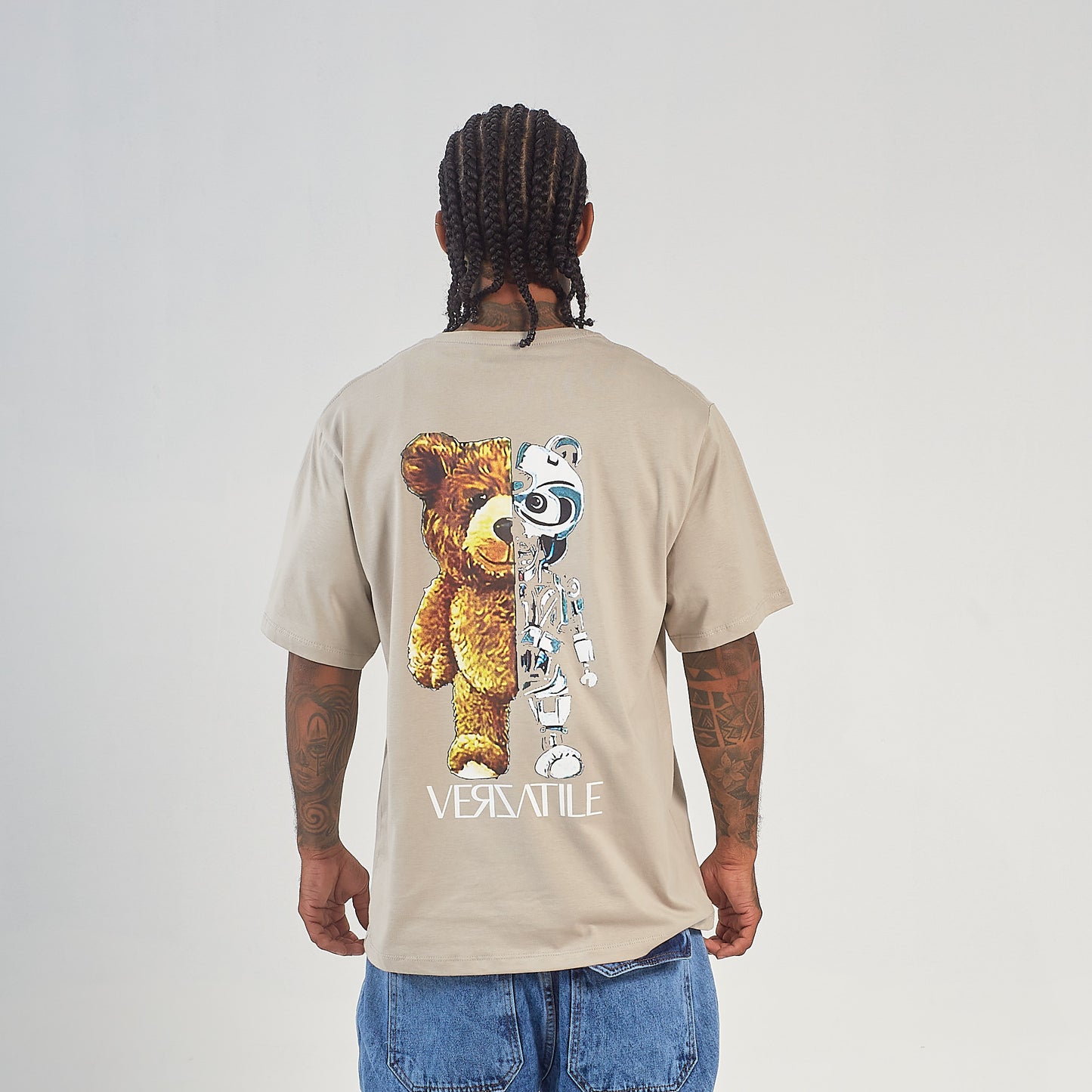 Camiseta Verzatile Estampada (Gráfico Doble) Oso