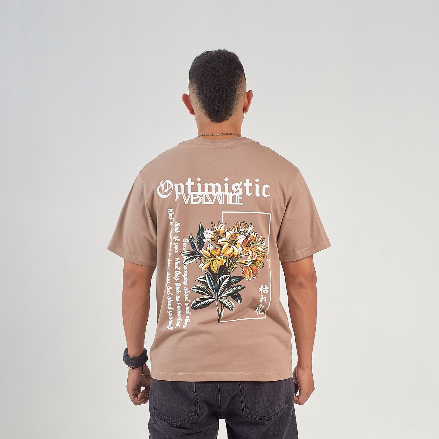 Camiseta Verzatile Estampada (Gráfico Doble) Optimistic
