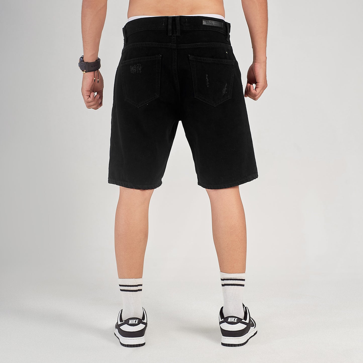 Bermuda Jeans negra con detalles