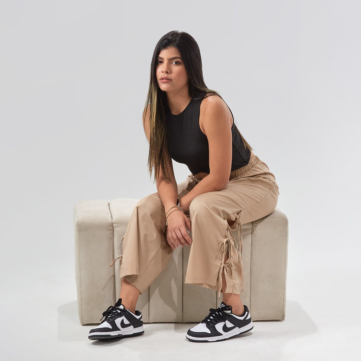 Pantalón lazos tela