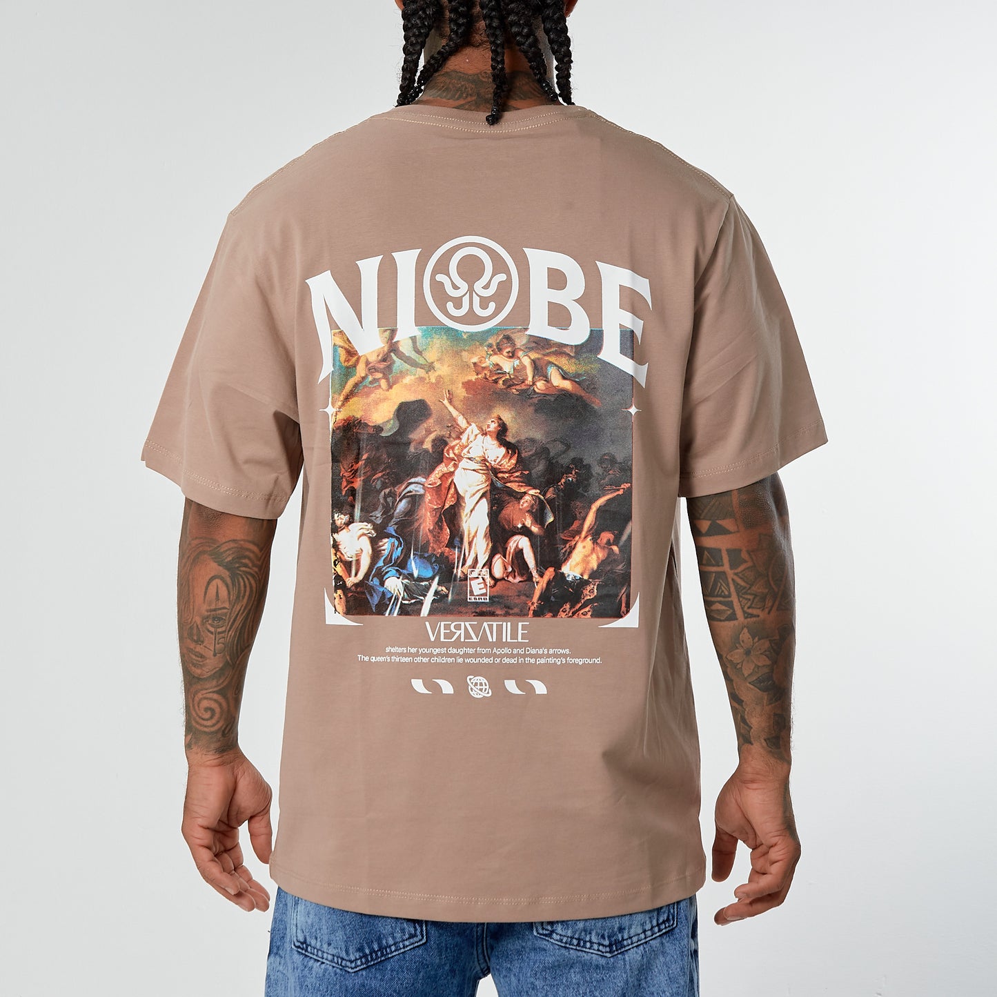 Camiseta Verzatile Estampada (Gráfico Doble) Nibe