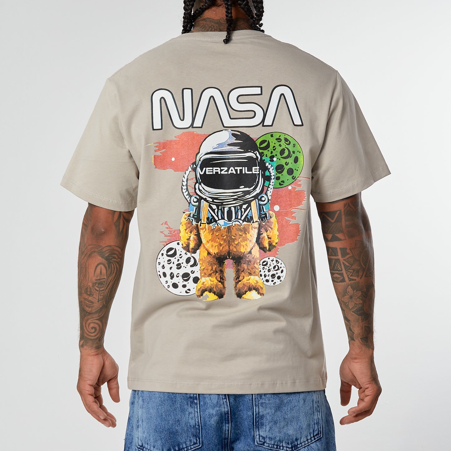 Camiseta Verzatile Estampada (Gráfico Doble) nasa