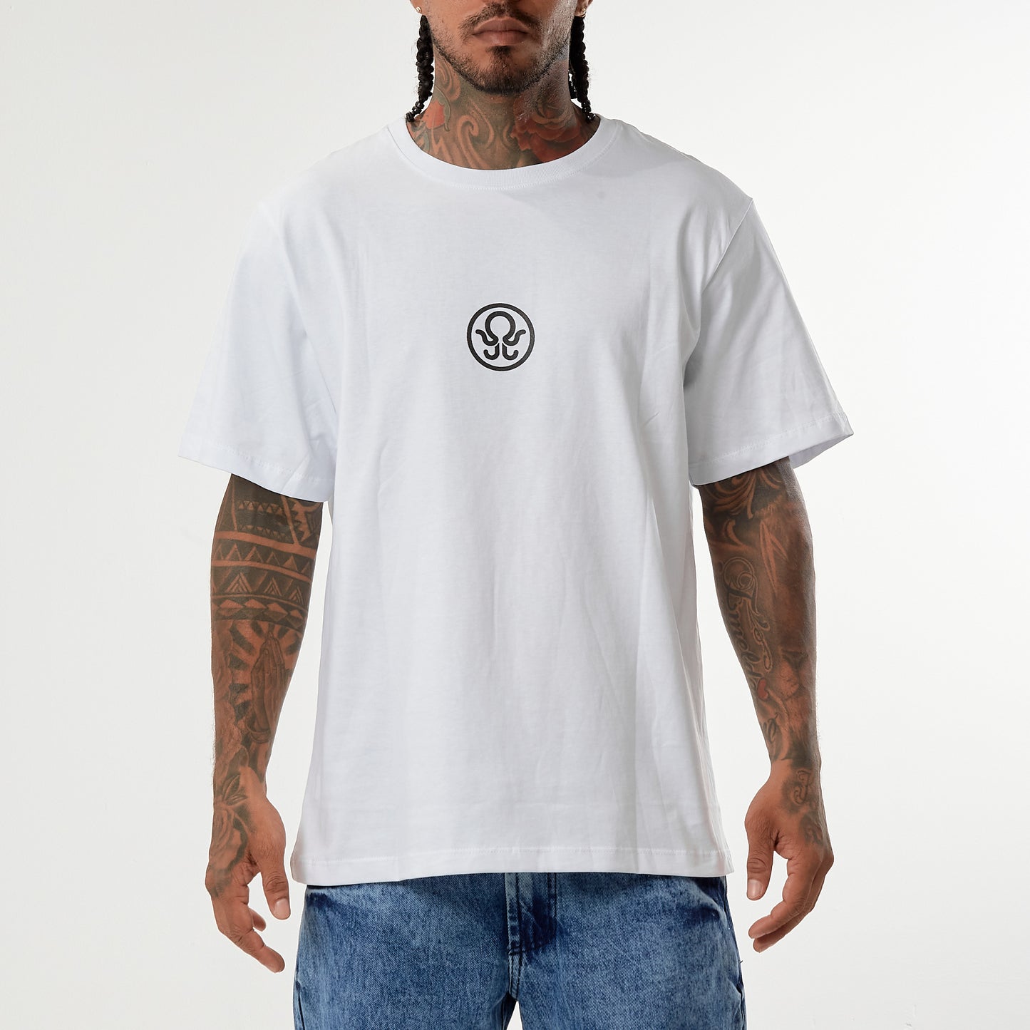 Camiseta Verzatile Estampada (Gráfico Doble) Flores