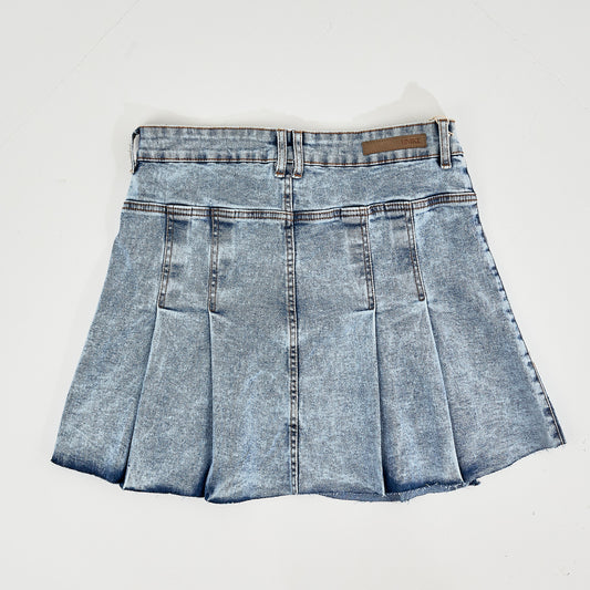 Falda de jean plisada oscura