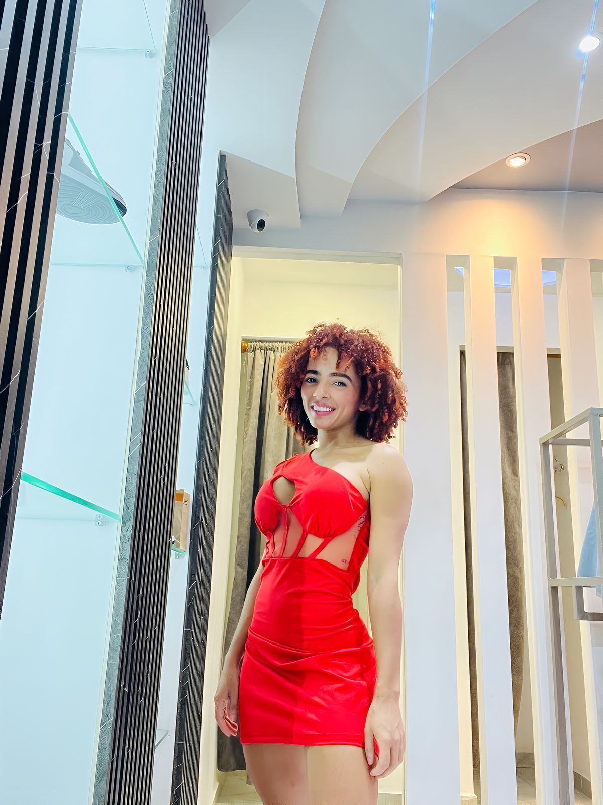 VESTIDO C UNA MANGA D-99