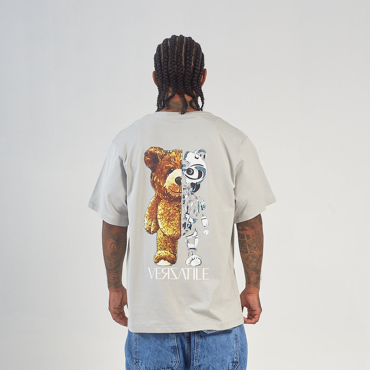 Camiseta Verzatile Estampada (Gráfico Doble) Oso