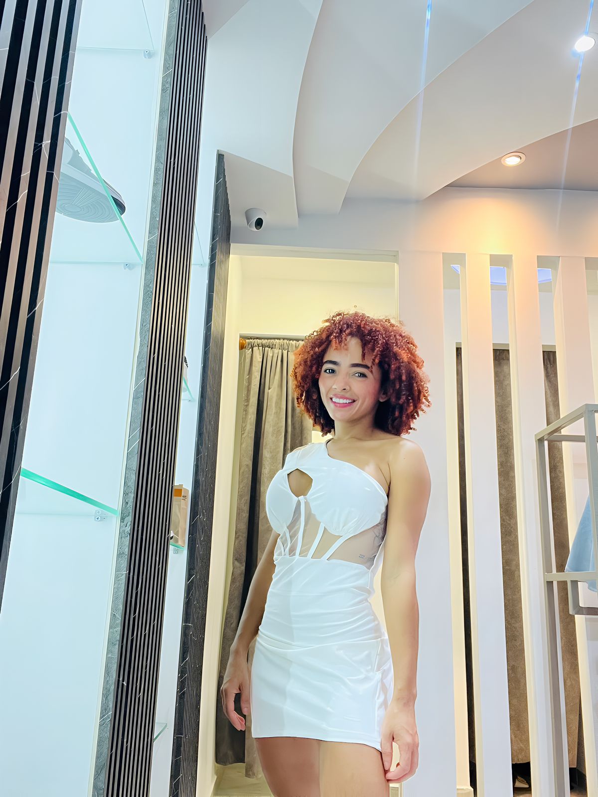 VESTIDO C UNA MANGA D-99