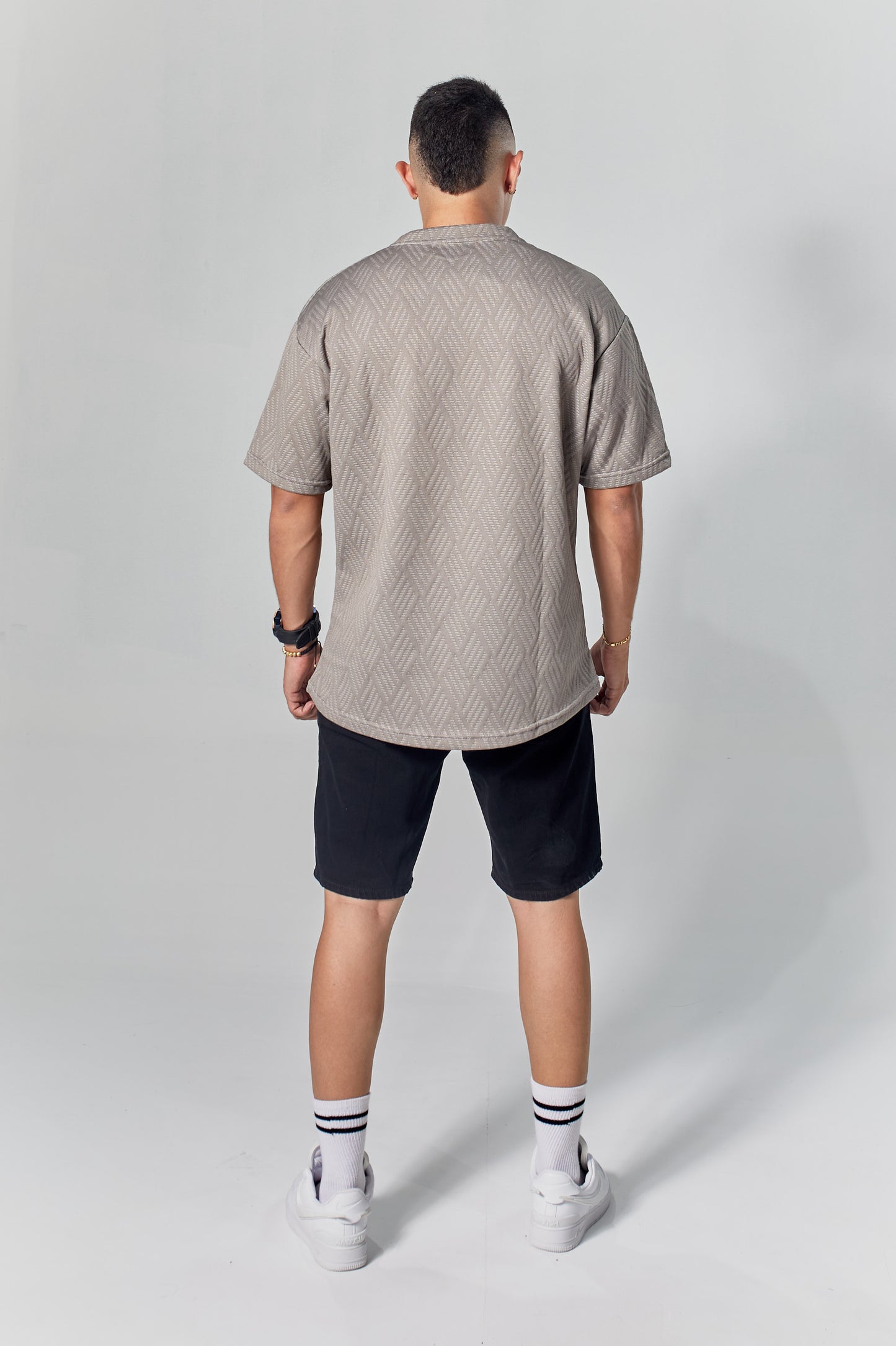 Camiseta Oversized Textura hexagonal gris