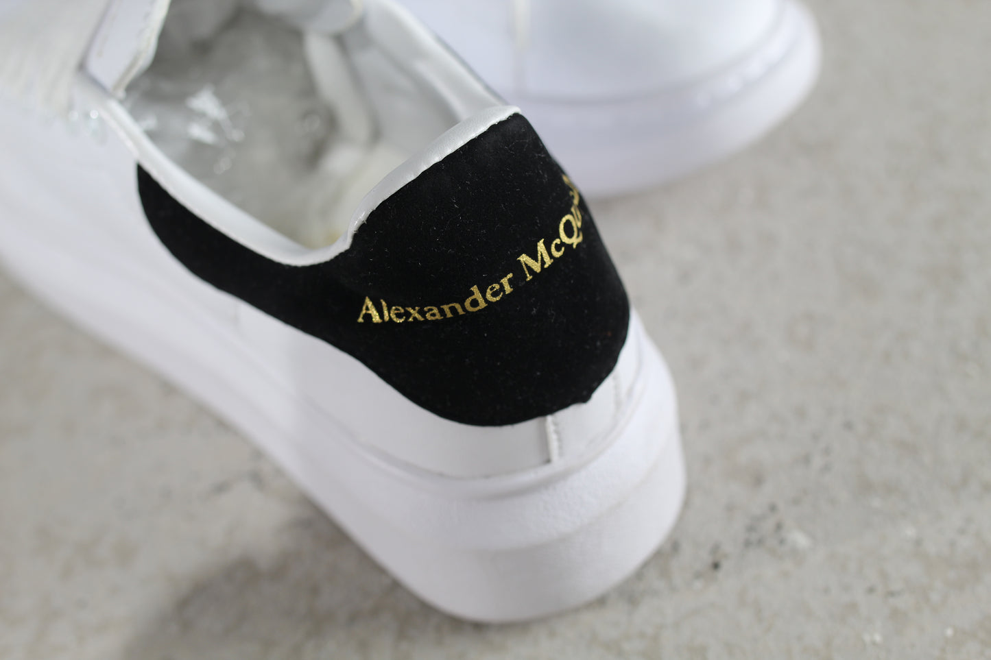 Zapatos alexander mcqueen blancos