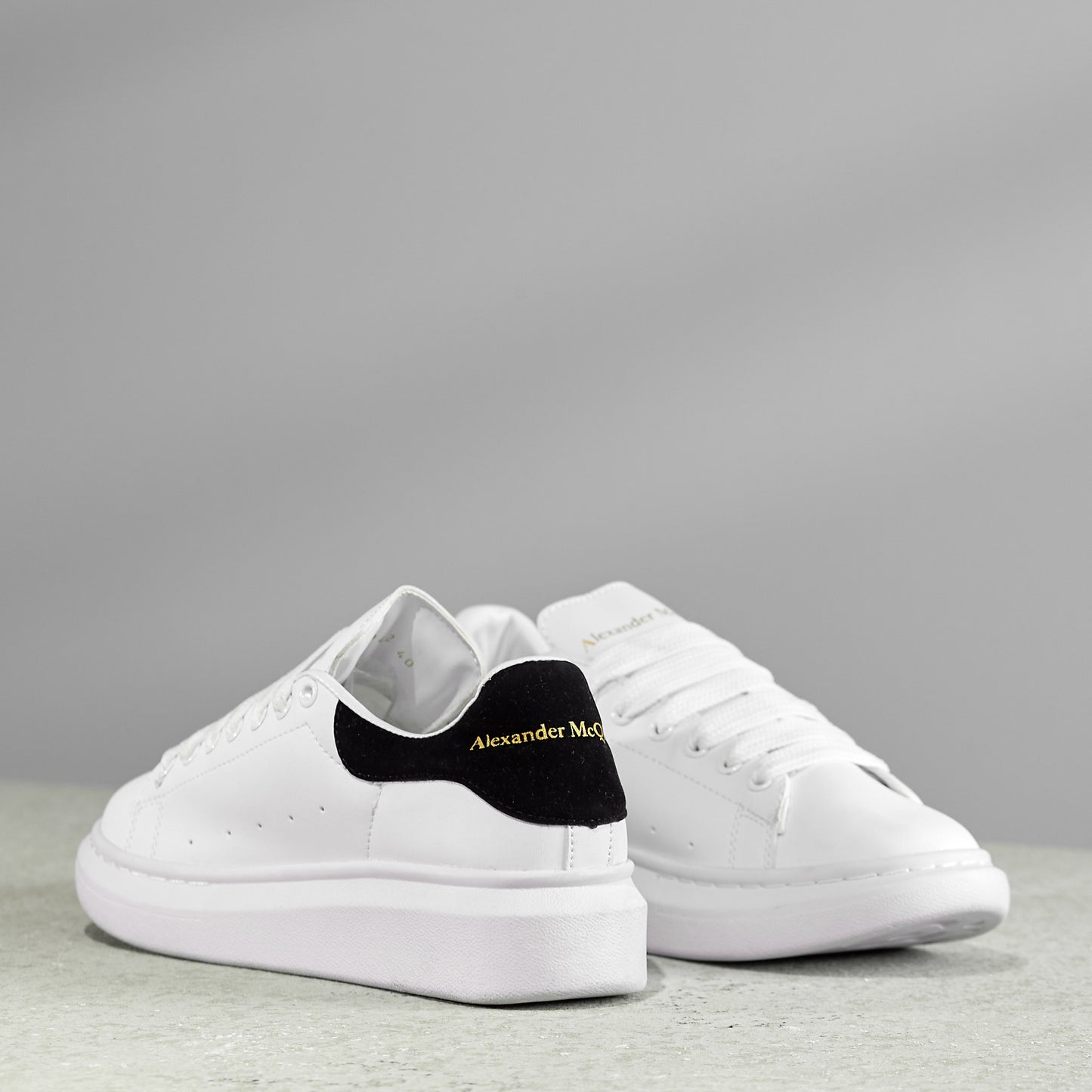 Zapatos alexander mcqueen blancos