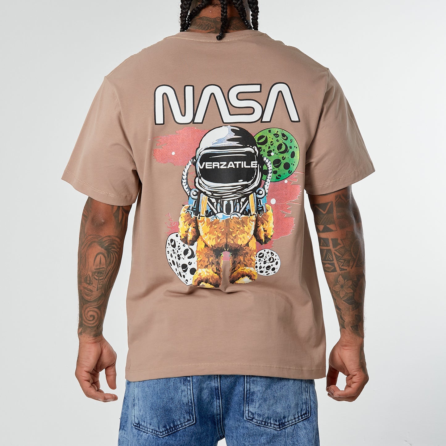 Camiseta Verzatile Estampada (Gráfico Doble) nasa